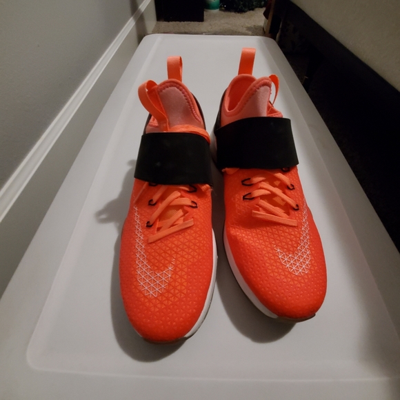 Nike Zoom basketball shoes - Picture 1 of 8